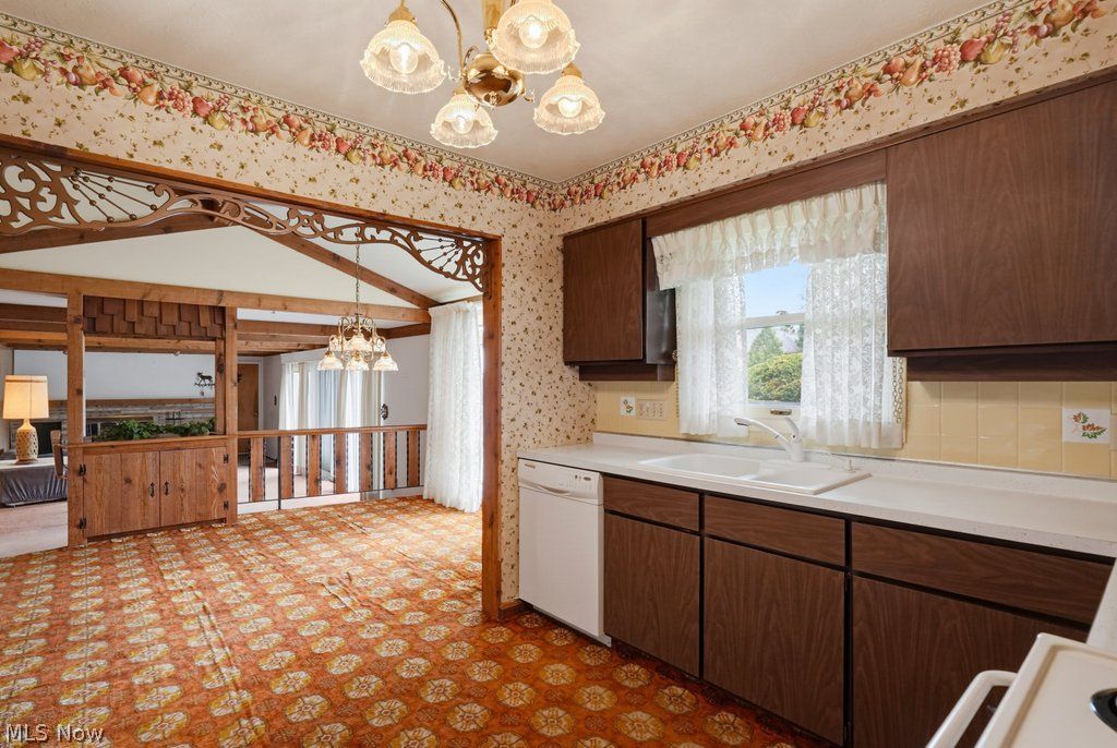 664 Deerwood Drive Tallmadge OH 44278
