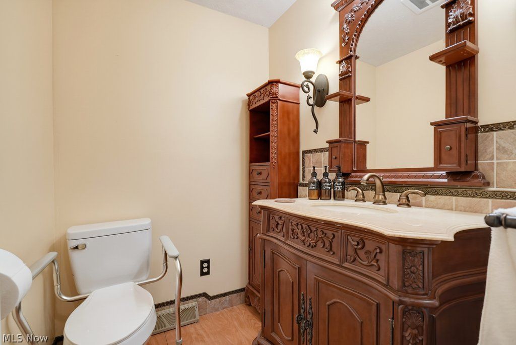 664 Deerwood Drive Tallmadge OH 44278