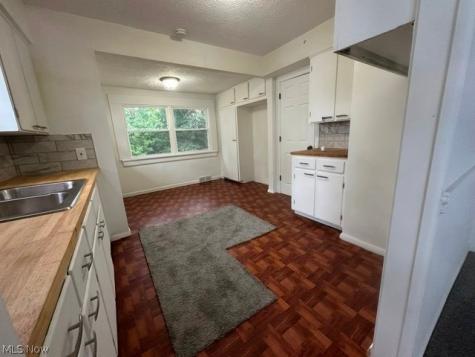1134 Collinwood Avenue Akron OH 44310