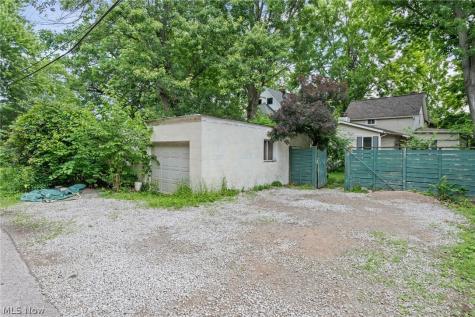 163 Beech Street Berea OH 44017