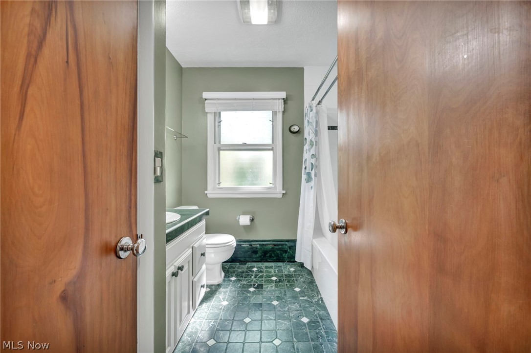 117 Tomahawk Drive Avon Lake OH 44012