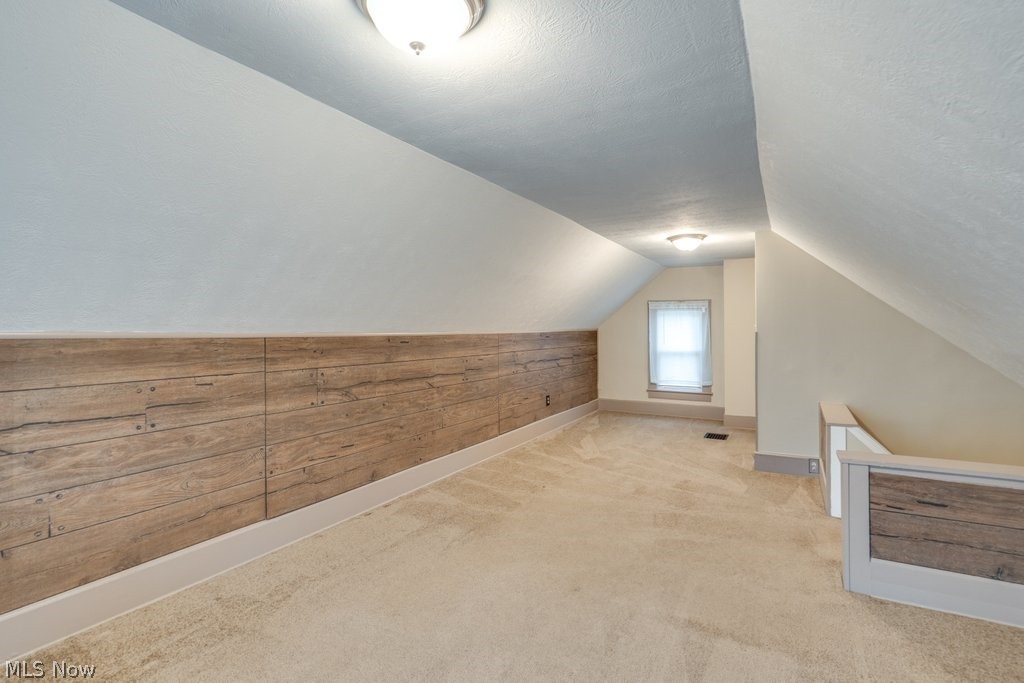 77 Devonshire Drive Akron OH 44312