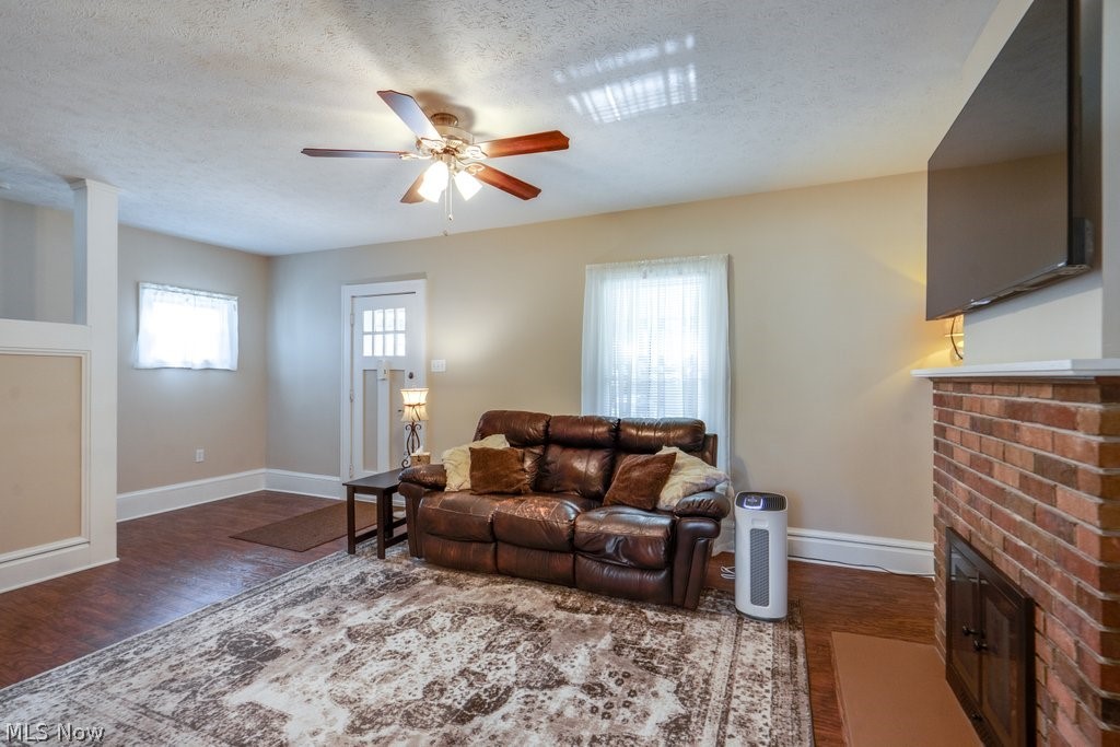 77 Devonshire Drive Akron OH 44312