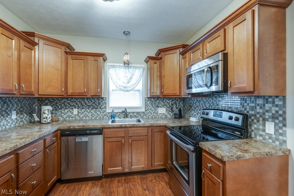 77 Devonshire Drive Akron OH 44312