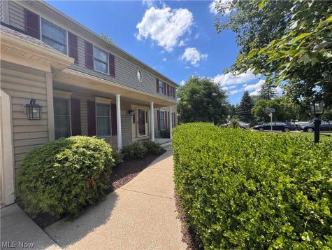 4764 Young Road Stow OH 44224