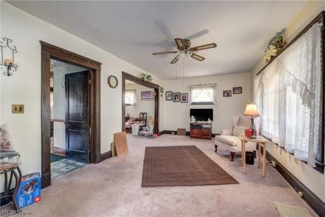 3198 W 84th Street Cleveland OH 44102