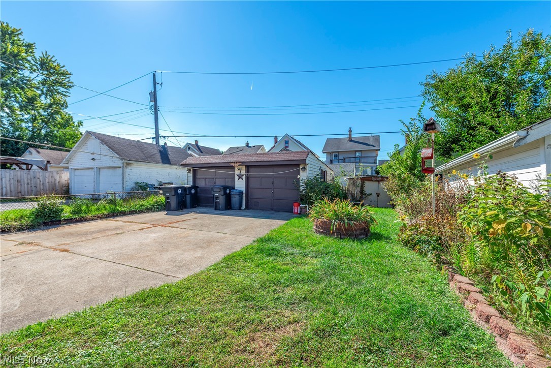 3198 W 84th Street Cleveland OH 44102