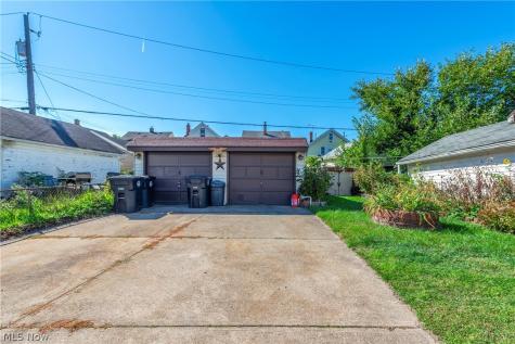 3198 W 84th Street Cleveland OH 44102