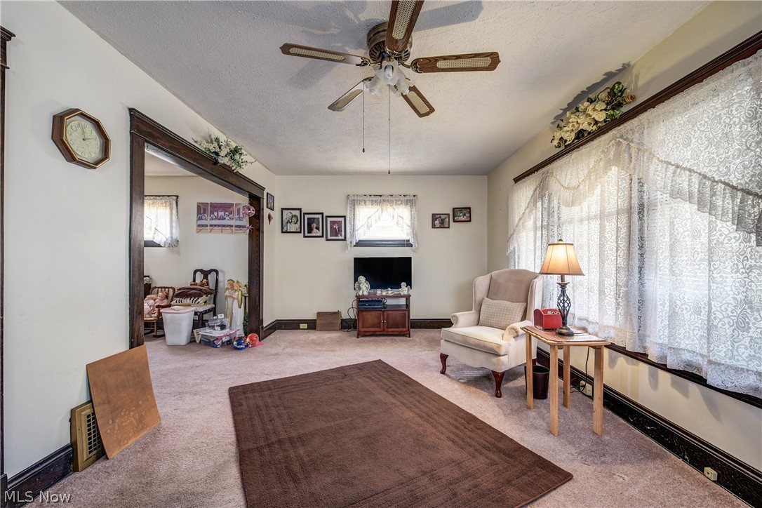 3198 W 84th Street Cleveland OH 44102
