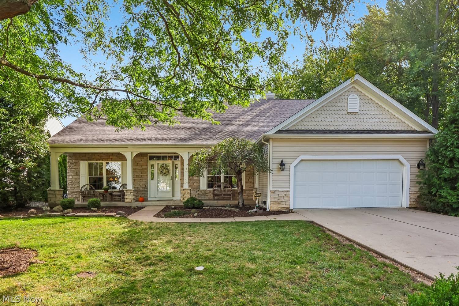 629 Brennans Court Avon Lake OH 44012