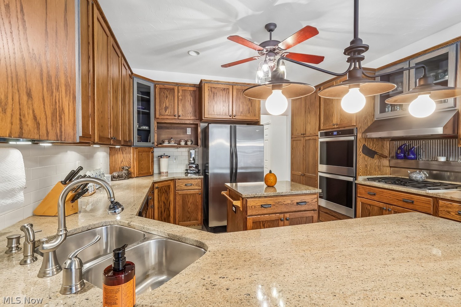629 Brennans Court Avon Lake OH 44012