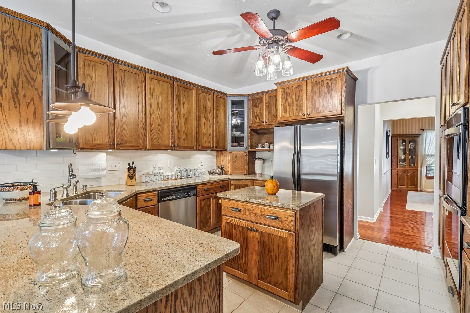 629 Brennans Court Avon Lake OH 44012