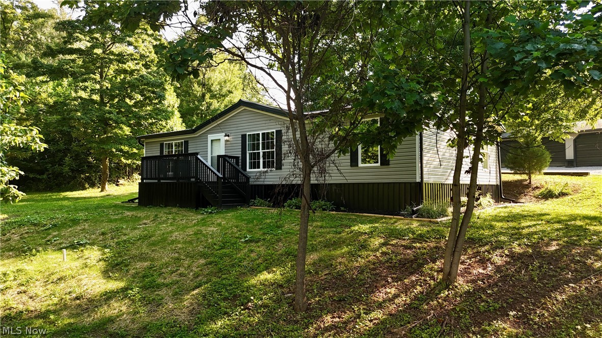 5612 Township Road 54 Salineville OH 43945