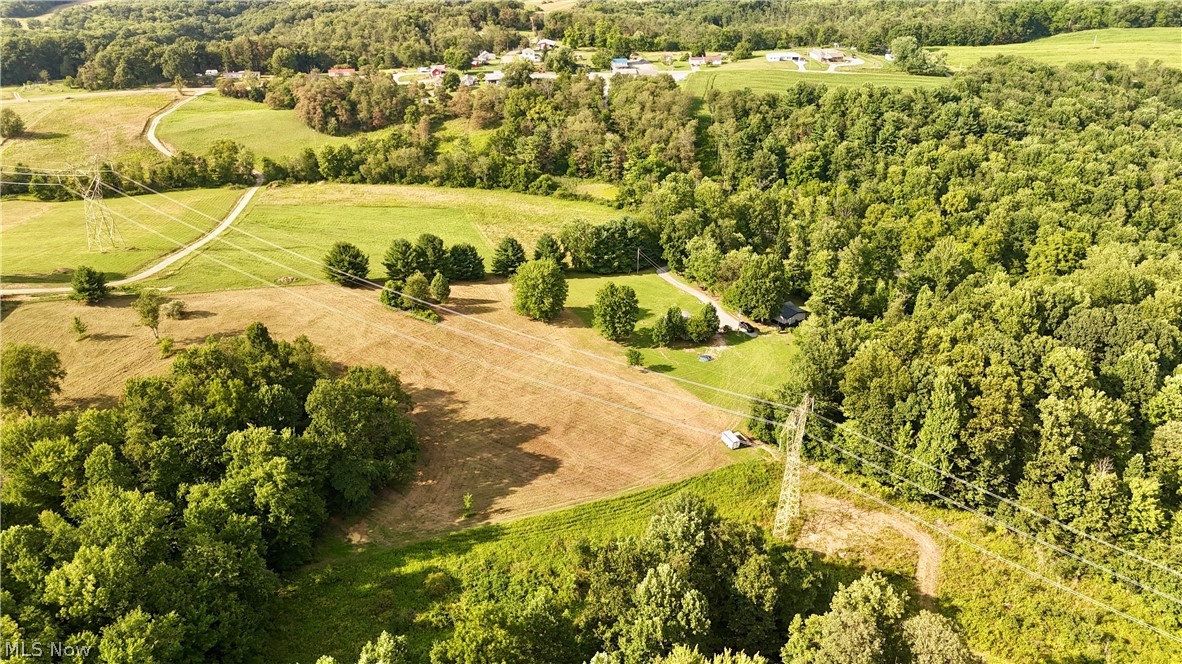 5612 Township Road 54 Salineville OH 43945