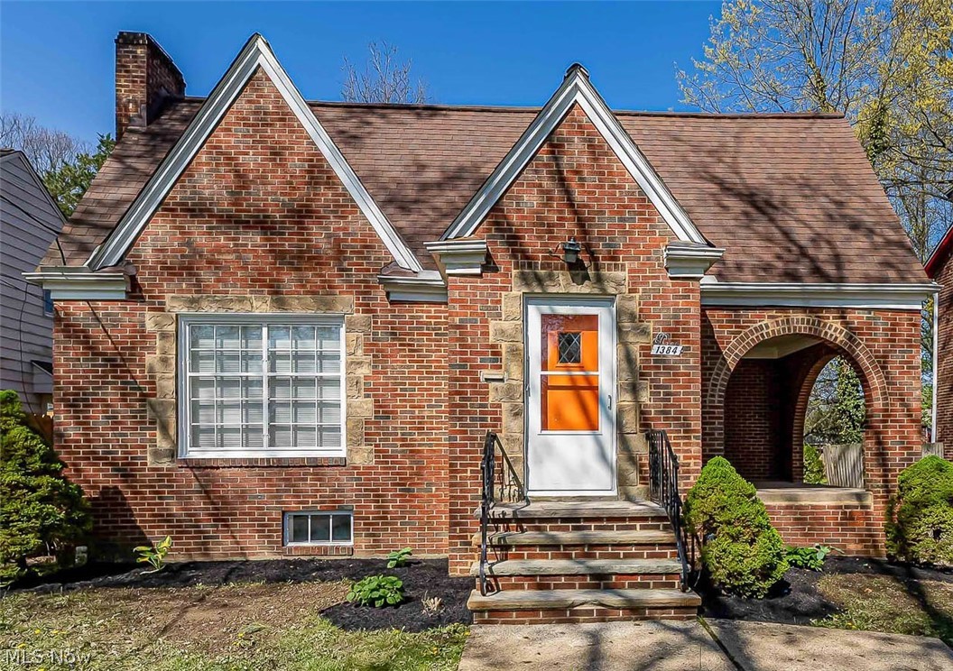 1384 Argonne Road South Euclid OH 44121