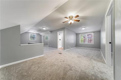 1384 Argonne Road South Euclid OH 44121