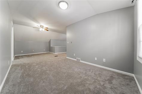 1384 Argonne Road South Euclid OH 44121