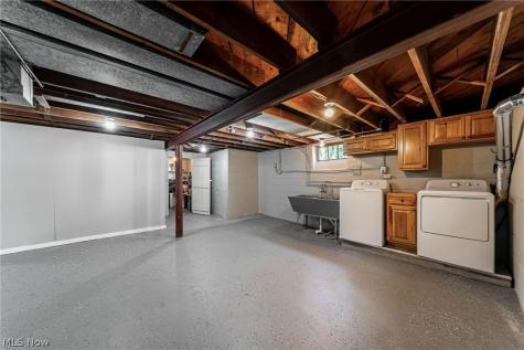 1384 Argonne Road South Euclid OH 44121