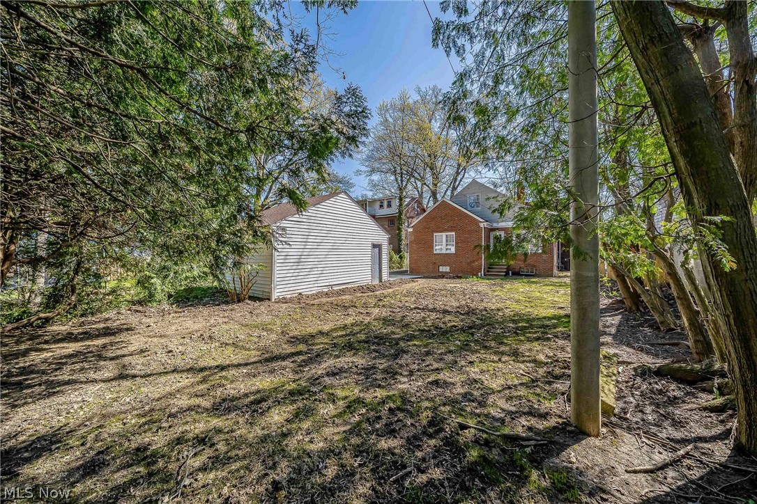 1384 Argonne Road South Euclid OH 44121