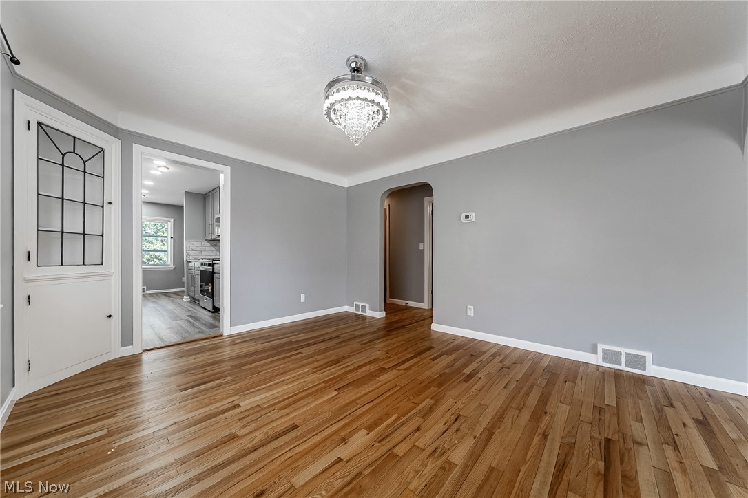1384 Argonne Road South Euclid OH 44121