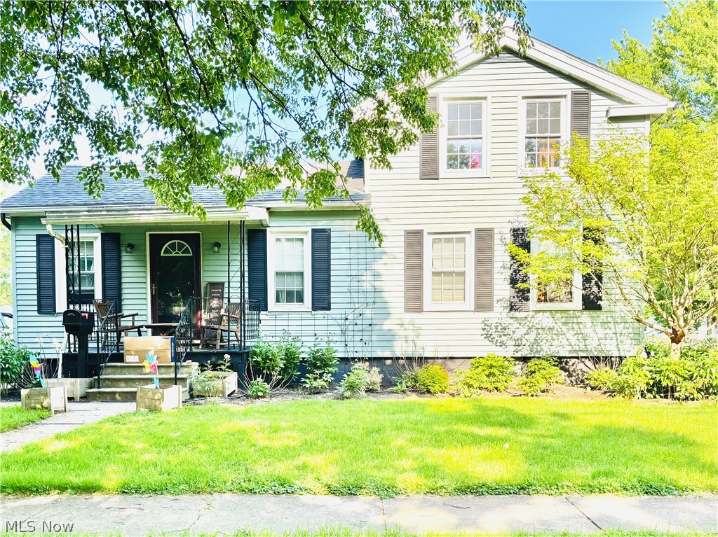118 East Street Wellington OH 44090