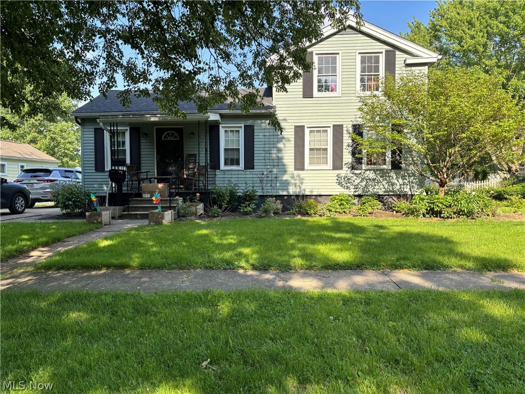 118 East Street Wellington OH 44090
