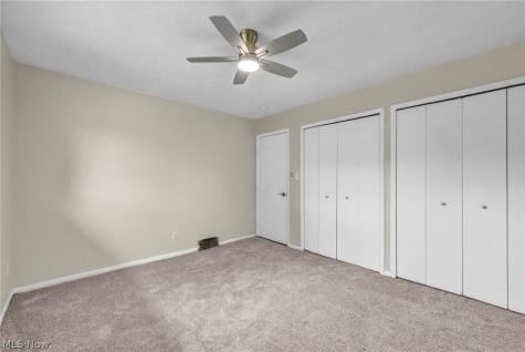 14369 Rochelle Drive Maple Heights OH 44137