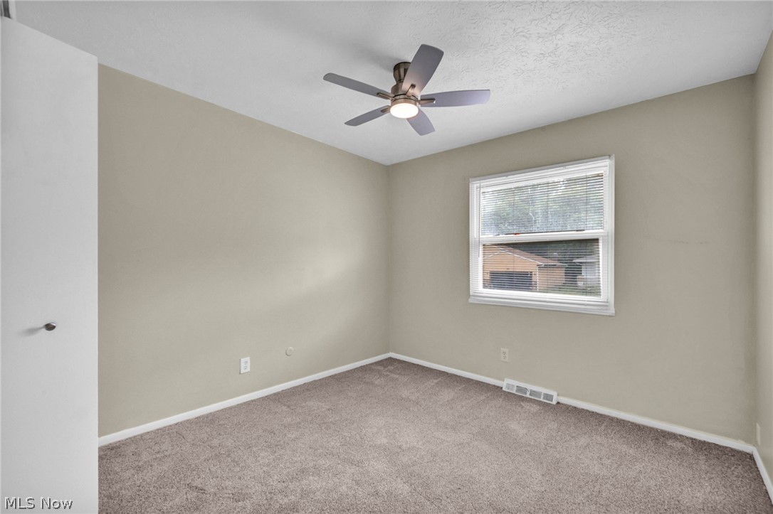 14369 Rochelle Drive Maple Heights OH 44137