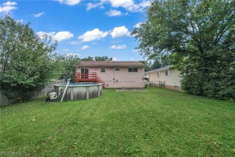 14369 Rochelle Drive Maple Heights OH 44137