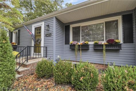 24014 Wolf Road Bay Village OH 44140