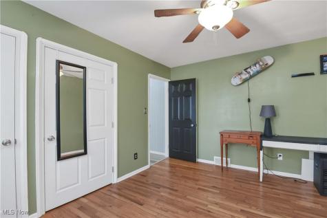 24014 Wolf Road Bay Village OH 44140