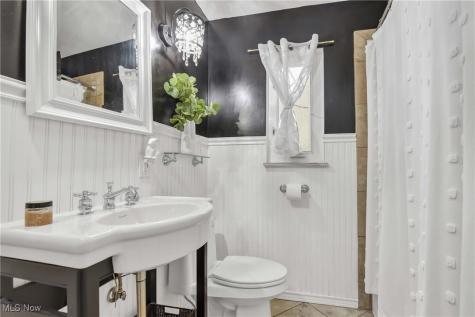 24014 Wolf Road Bay Village OH 44140