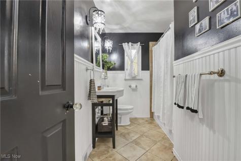 24014 Wolf Road Bay Village OH 44140