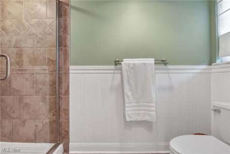 24014 Wolf Road Bay Village OH 44140