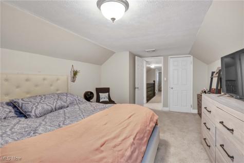 24014 Wolf Road Bay Village OH 44140