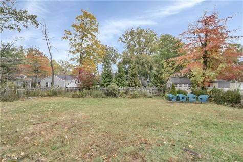 24014 Wolf Road Bay Village OH 44140