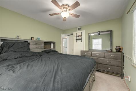 26731 Knickerbocker Road Bay Village OH 44140