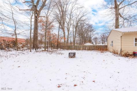 26731 Knickerbocker Road Bay Village OH 44140