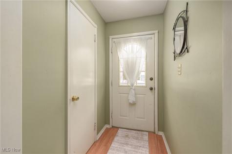 26731 Knickerbocker Road Bay Village OH 44140