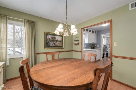 26731 Knickerbocker Road Bay Village OH 44140