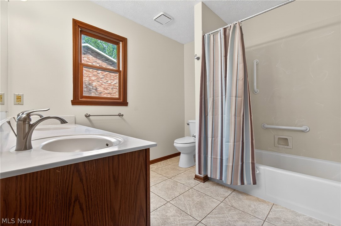 5346 Burlawn Street NW Canton OH 44708
