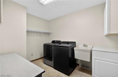 5346 Burlawn Street NW Canton OH 44708