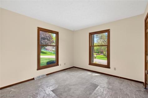 5346 Burlawn Street NW Canton OH 44708