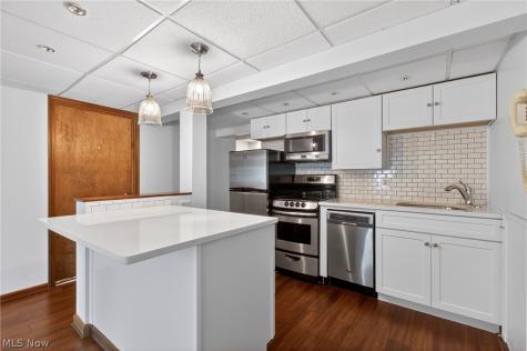 5346 Burlawn Street NW Canton OH 44708
