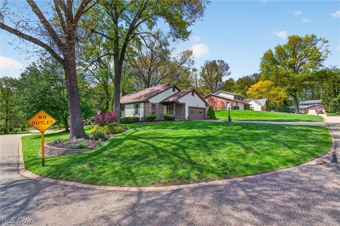 5346 Burlawn Street NW Canton OH 44708