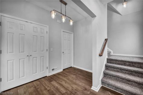 2145 N Taylor Road Cleveland Heights OH 44112
