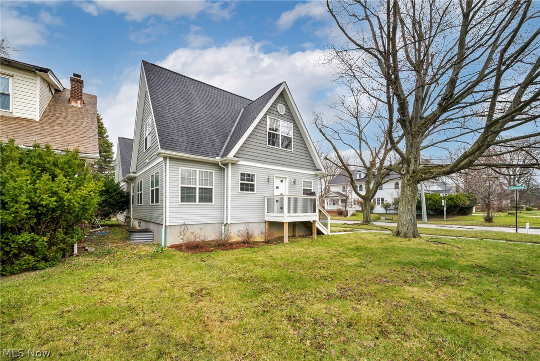 2145 N Taylor Road Cleveland Heights OH 44112