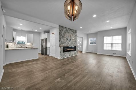 2145 N Taylor Road Cleveland Heights OH 44112