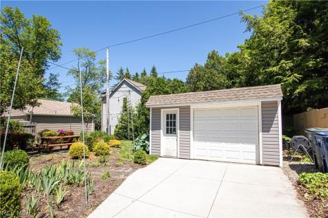 1417 Lynn Park Drive Cleveland Heights OH 44121