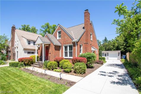 1417 Lynn Park Drive Cleveland Heights OH 44121